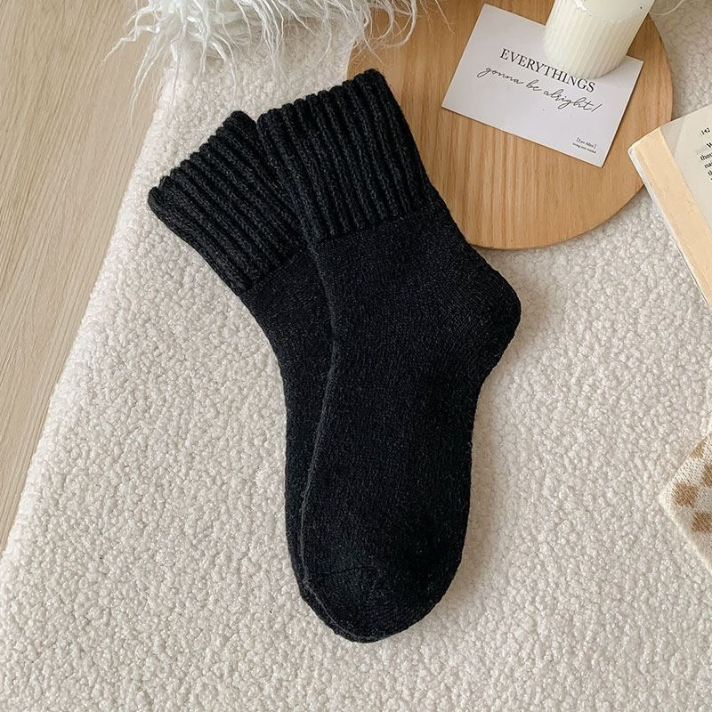 Alvani Sweater Socks
